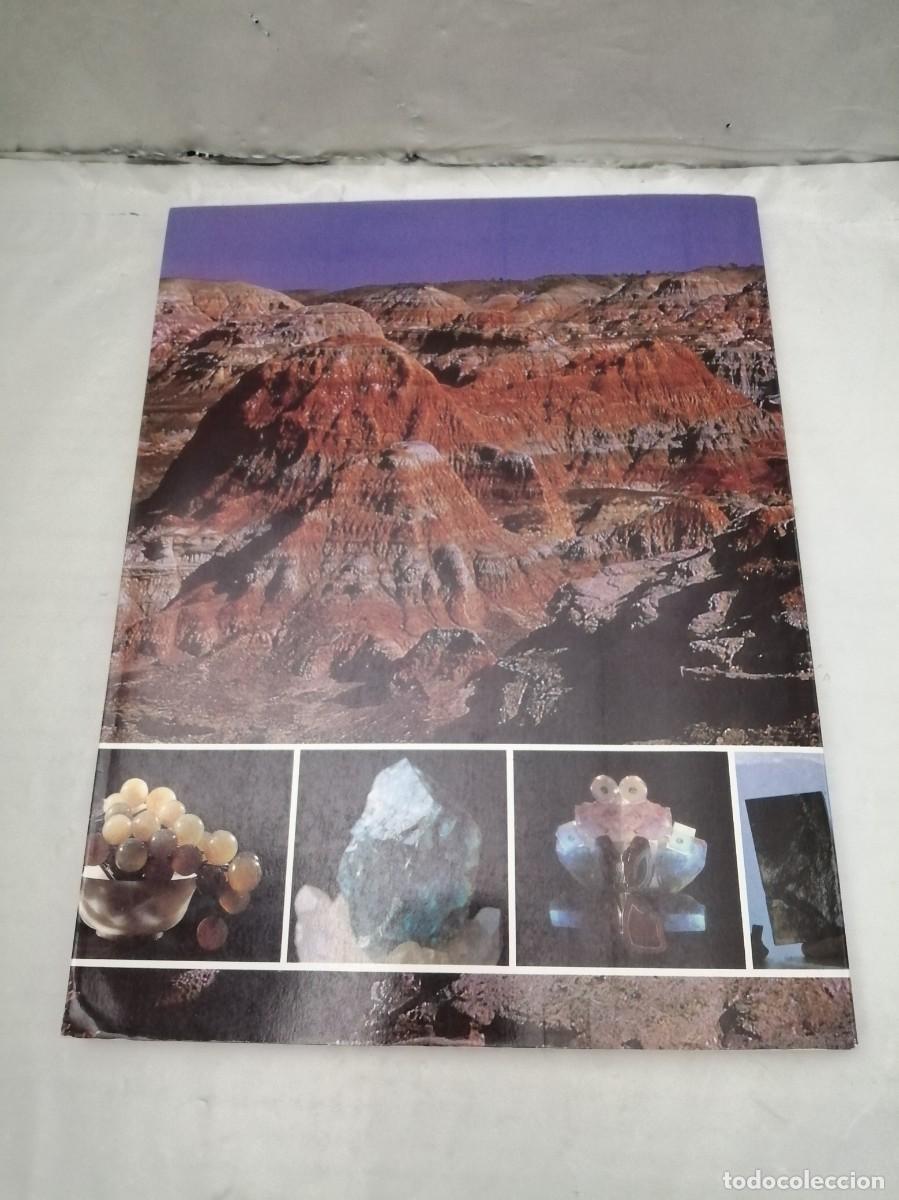 Libros de segunda mano: Mineral resources in Xinjiang - Foto 2