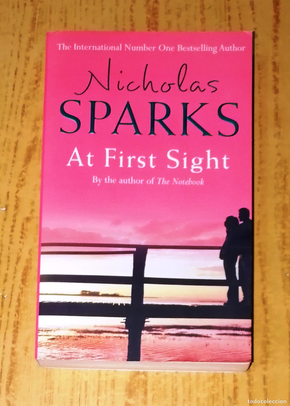 Libros de segunda mano: AT FIRST SIGHT / Nicholas Spark. - Time Warner Books, 2006 - Foto 1