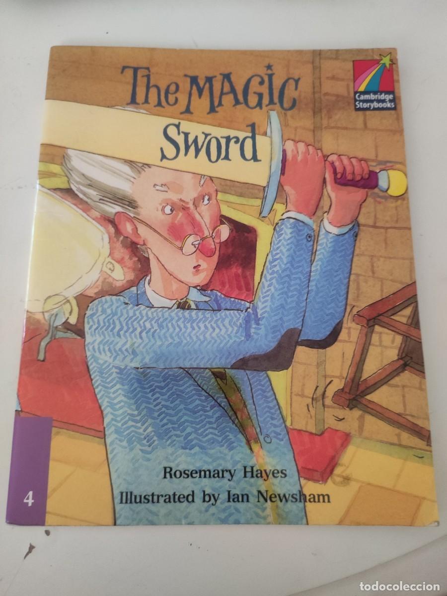 Libros de segunda mano: The Magic sword. En ingl&eacute;s. - Foto 1