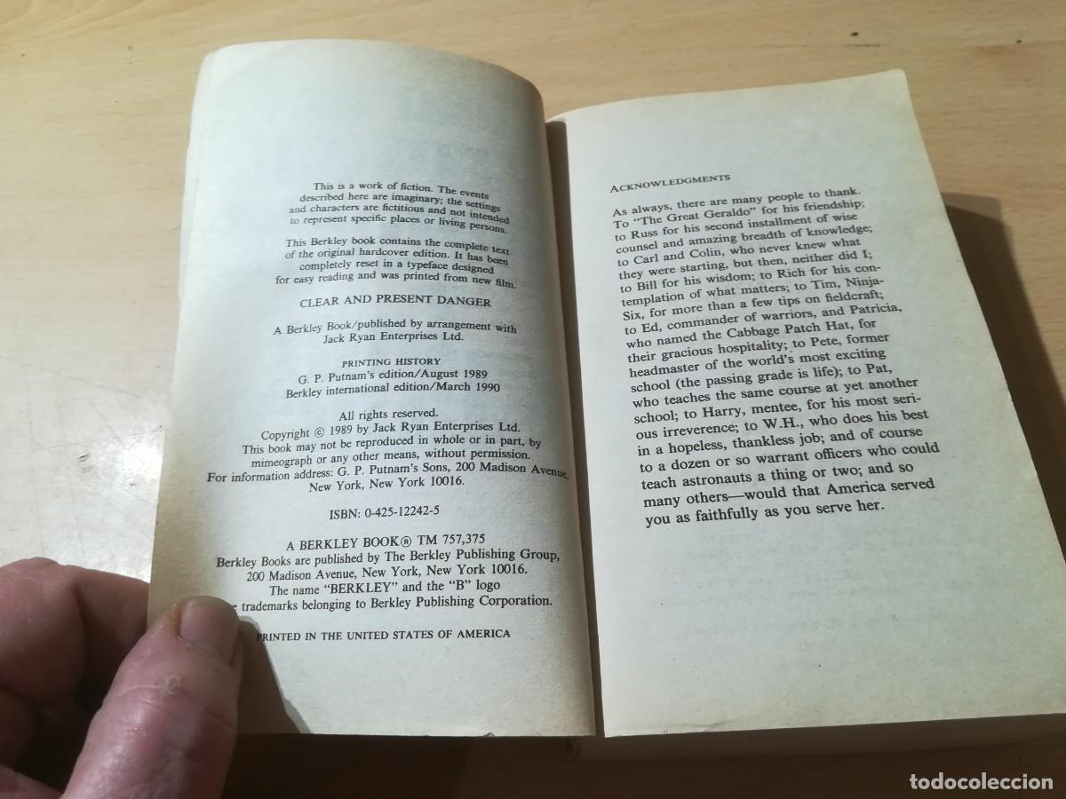 Libros de segunda mano: CLEAR AND PRESENT DANGER / TOM CLANCY / AD207 / EN INGLES - Foto 5