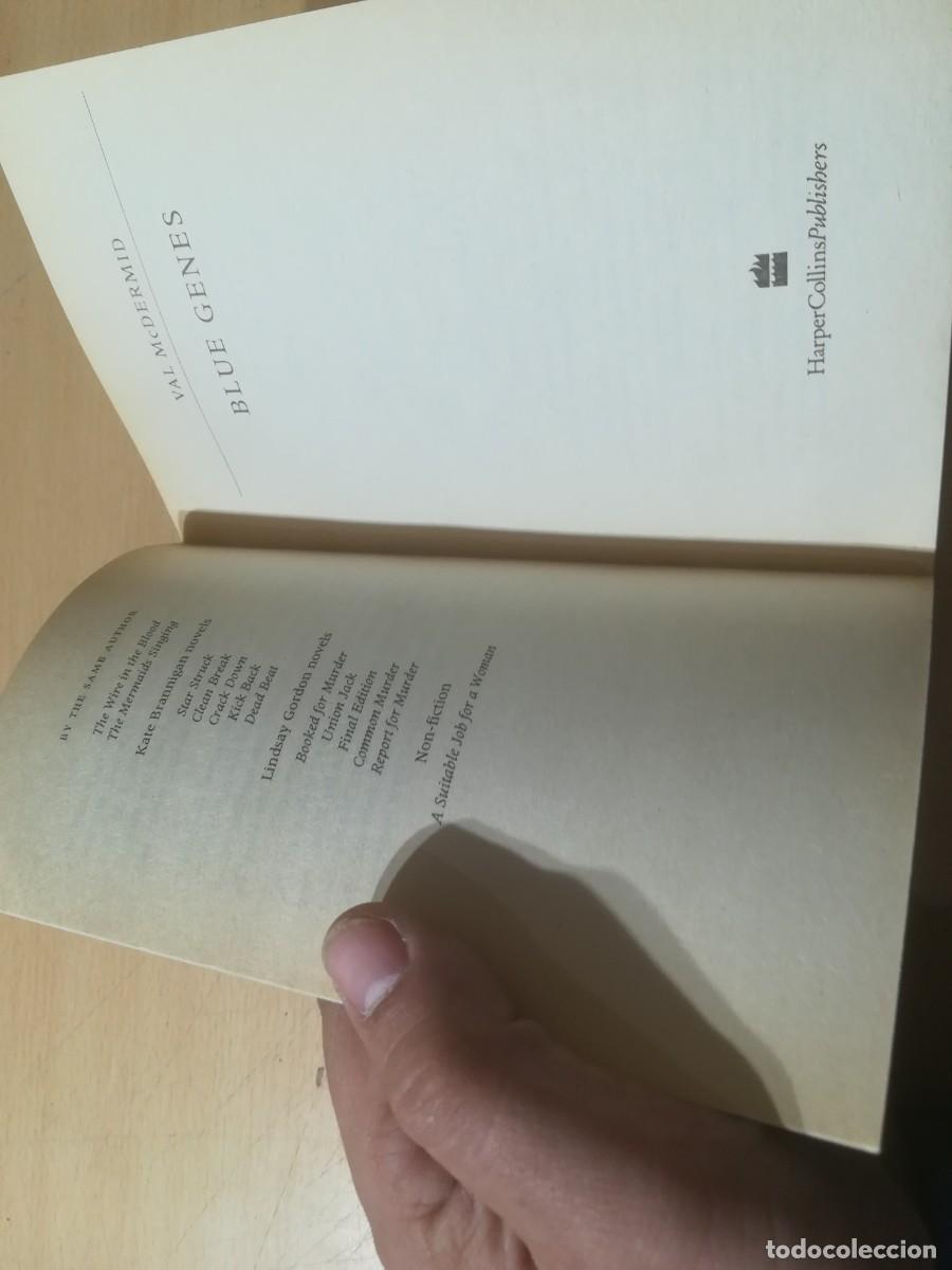 Libros de segunda mano: BLUE GENES / VAL MCDERMIND / AM14 / EN INGLES - Foto 5