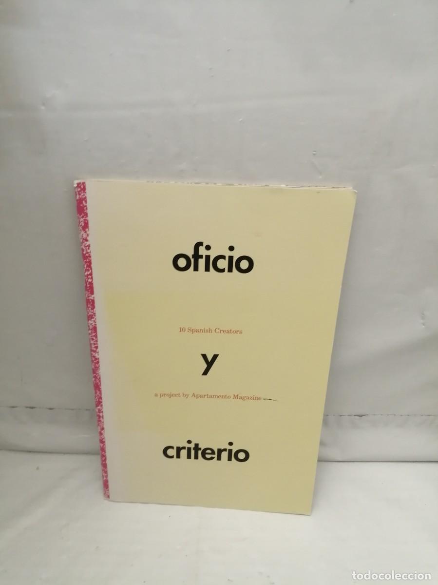 Libros de segunda mano: Oficio y Criterio: 10 Spanish Creators - Foto 1