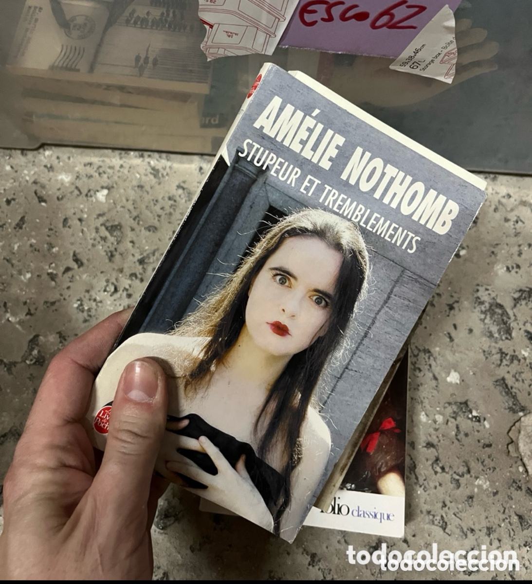 Libros de segunda mano: Esco1 AM&Eacute;LEE NOTHOMB STUPEUR ET TREMBLEMENTS