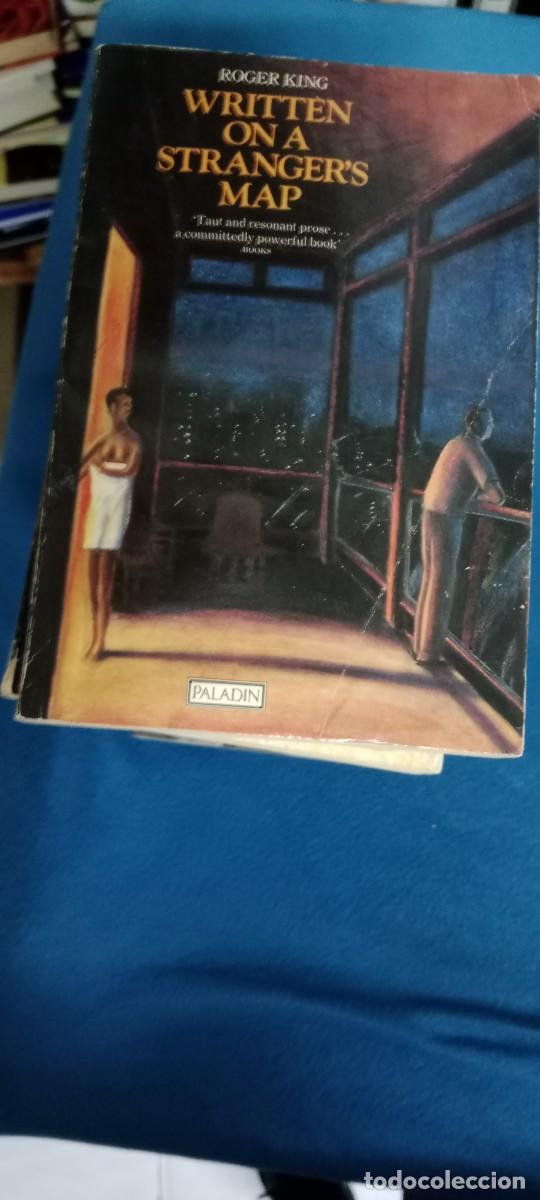 Libros de segunda mano: WRITTENON A STRANGER`S MAP ROGER KING LIBRO GG-IM - Foto 1
