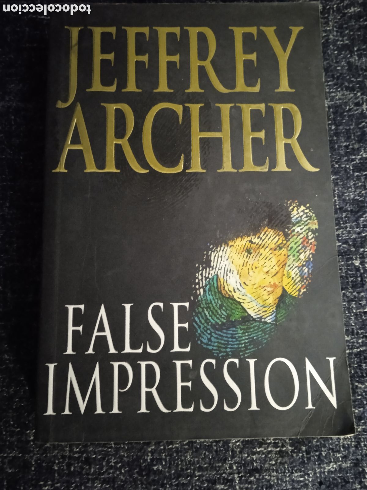 Second hand books: False Impression / Jeffrey Archer -EDICION EN INGLES