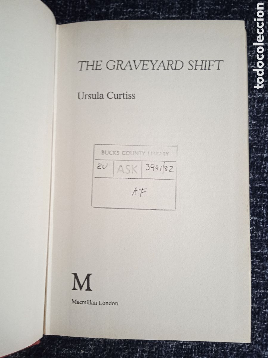 Libros de segunda mano: The Graveyard Shift / Ursula Curtiss -EDICION EN INGLES - Foto 2