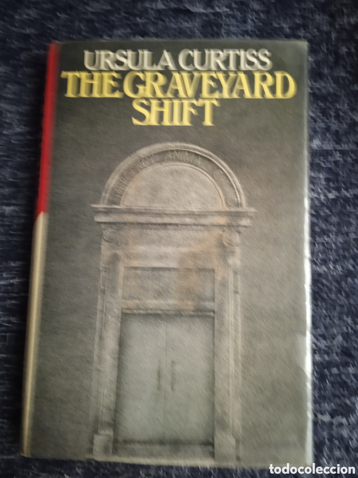 Libros de segunda mano: The Graveyard Shift / Ursula Curtiss -EDICION EN INGLES - Foto 1