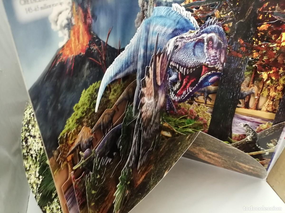 Libros de segunda mano: Dinosaurs in the Round (Libro POP UP) - Foto 4