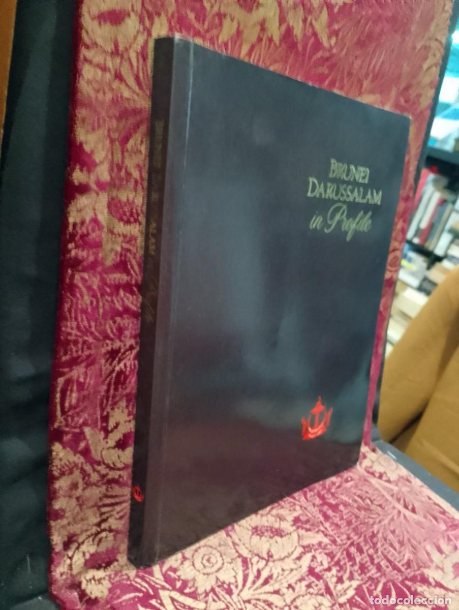 Libros de segunda mano: Brunei Darussalam in Profile - Foto 2