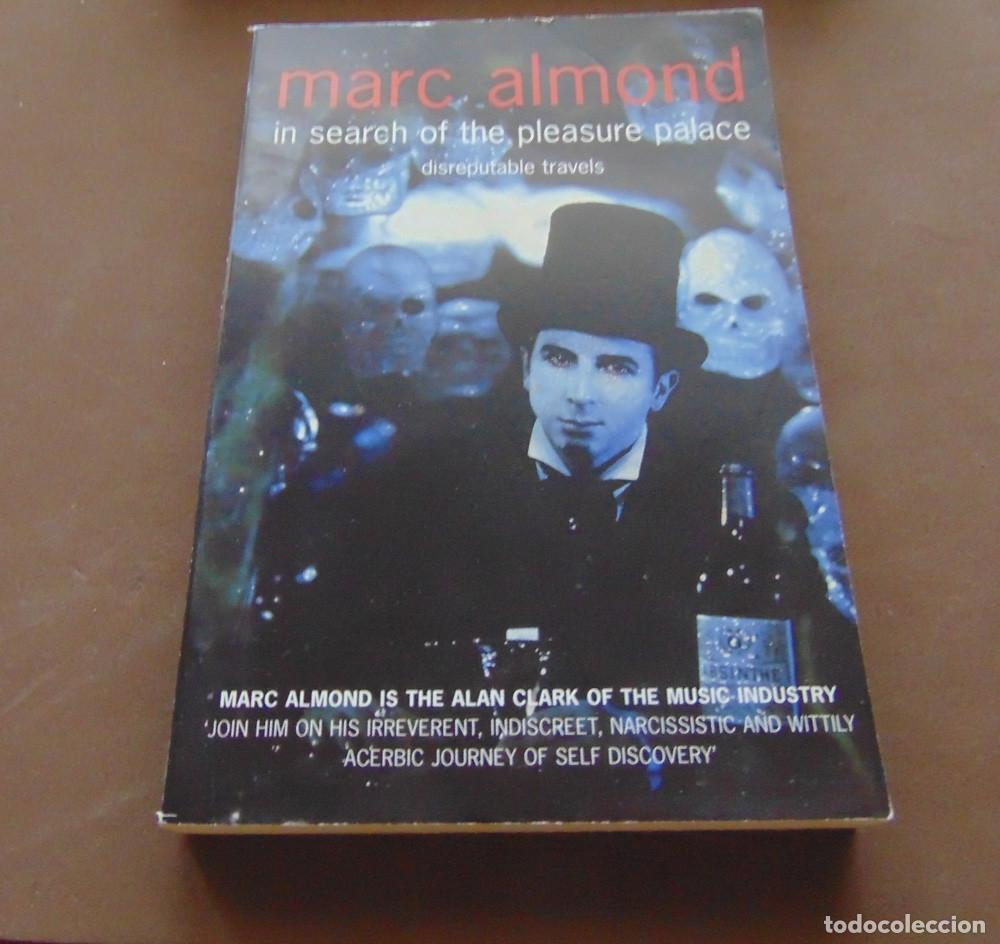 Gebrauchte B&uuml;cher: MARC ALMOND -In Search of the Pleasure Palace: Disreputable Travels Libro Tapa blanda