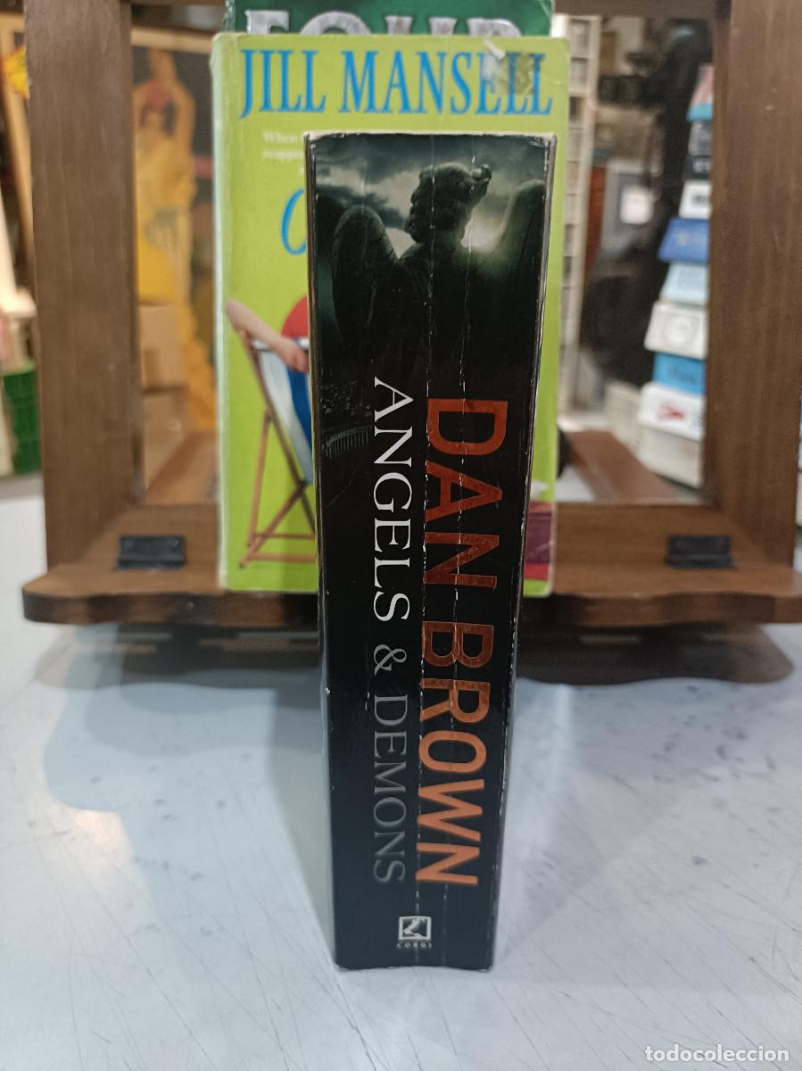 Libros de segunda mano: Dan Brown - Angles & Demons - 2009 (Ingl&eacute;s) - Foto 2