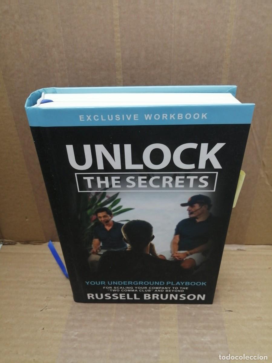 Libri di seconda mano: UNLOCK SECRETS: The Underground Playbook for Scaling Your Company (First edition, Hardcover)