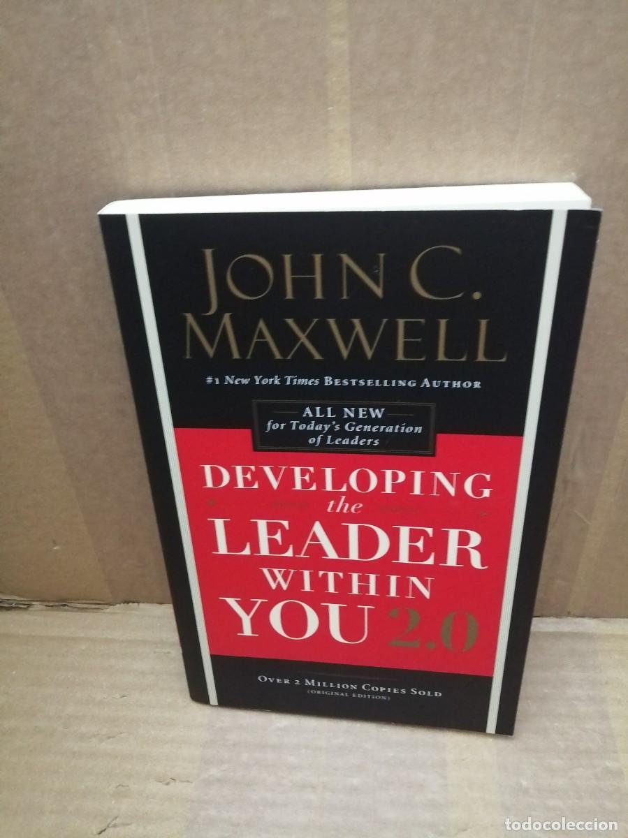 Libros de segunda mano: Developing the Leader Within You 2.0; Libro 3 de 4: Developing the Leader - Foto 1