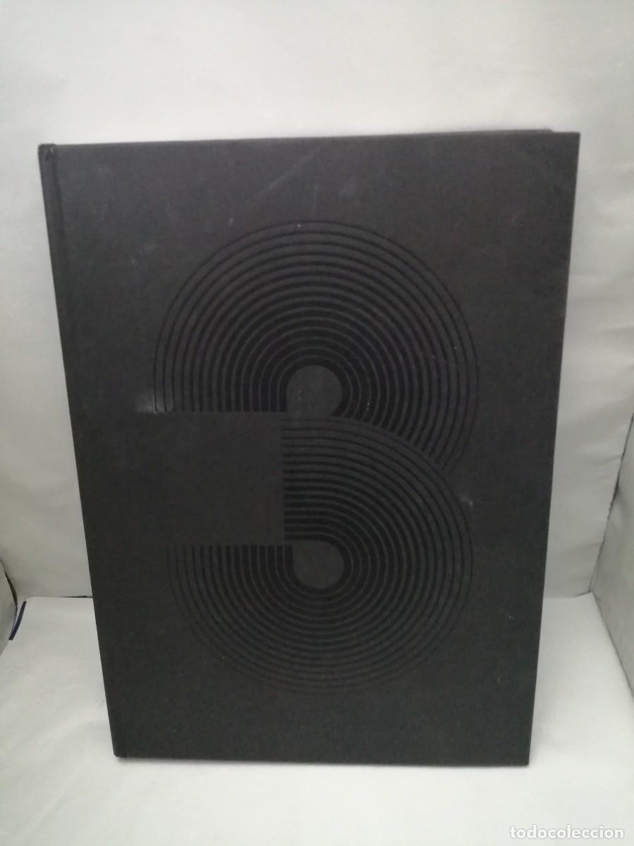 Libri di seconda mano: Art Director's Index to Photographers No. 3. 1973 [Number Three, III]