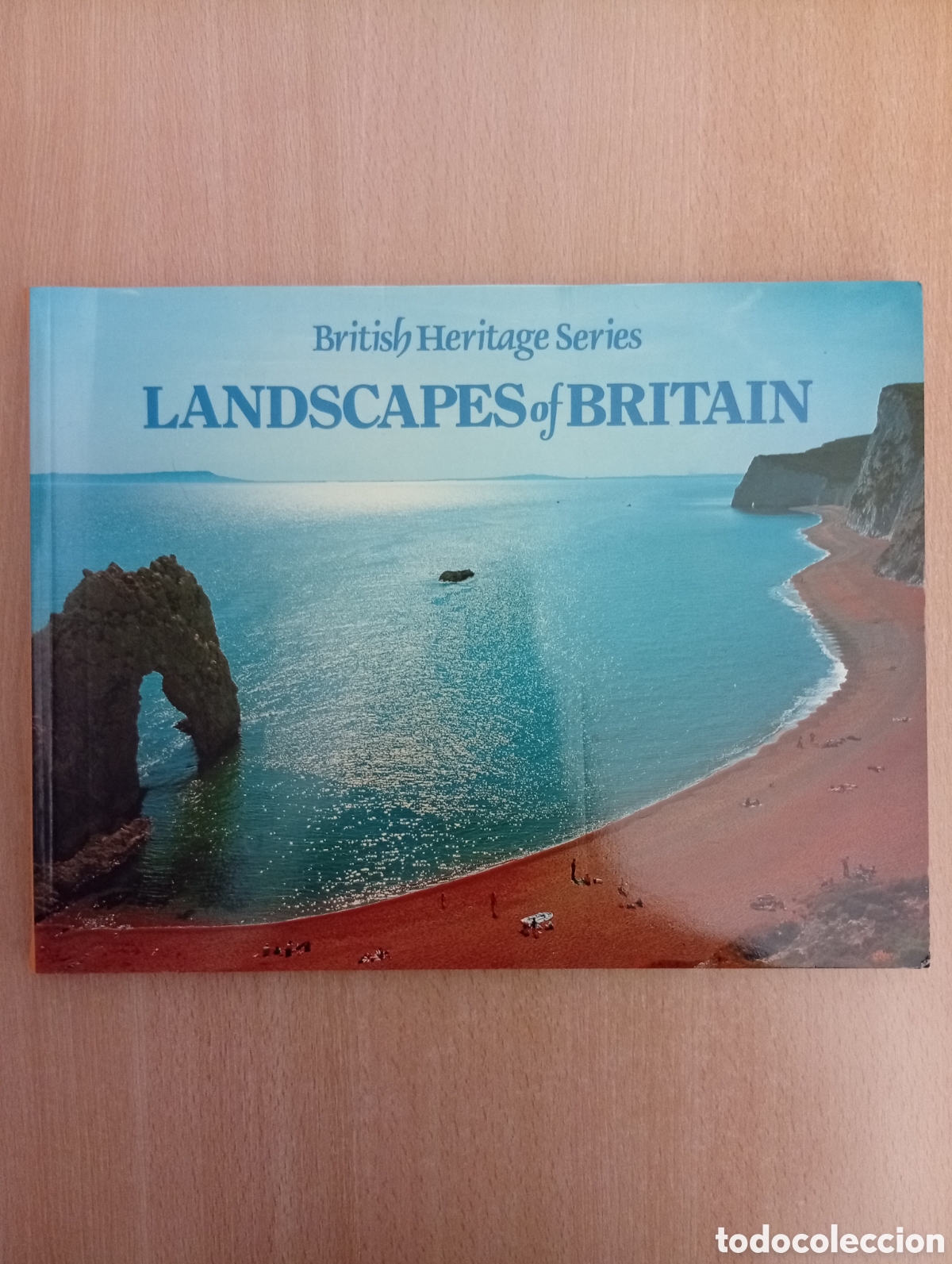 Libros de segunda mano: LANDSCAPES OF BRITAIN