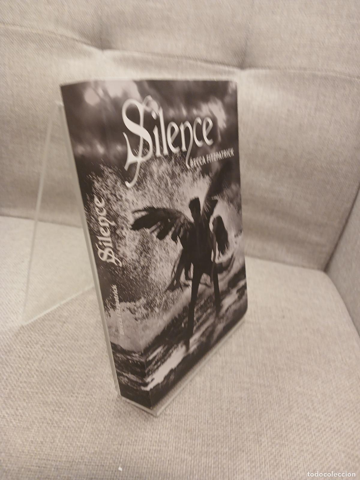 Libros de segunda mano: Silence roman - Becca Fitzpatrick - Foto 2