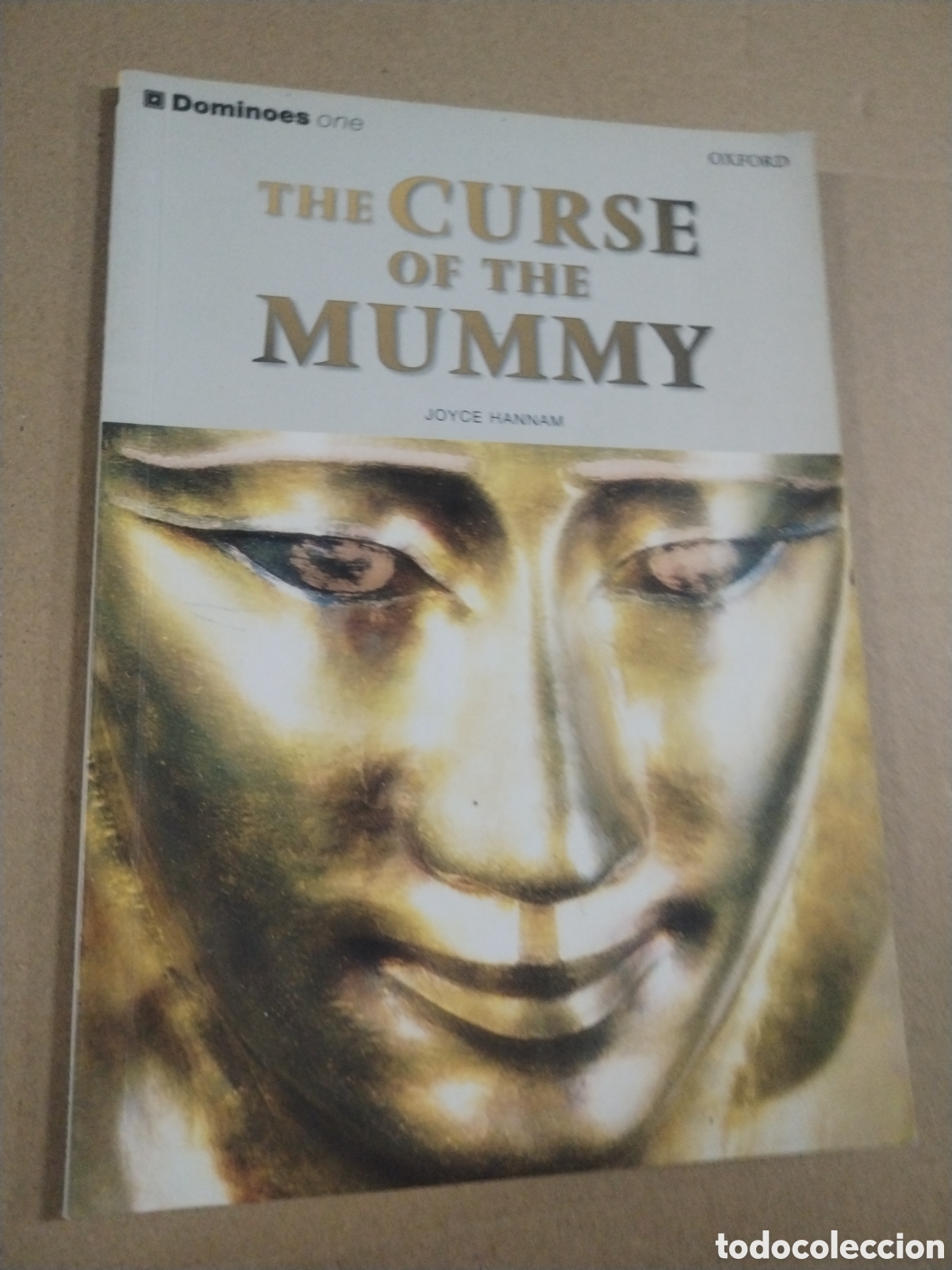 Livros em segunda m&atilde;o: THE CURSE OF THE MUMMY (INCLUDES CD) (DOMINOES ONE) Joyce Hannam. CL.