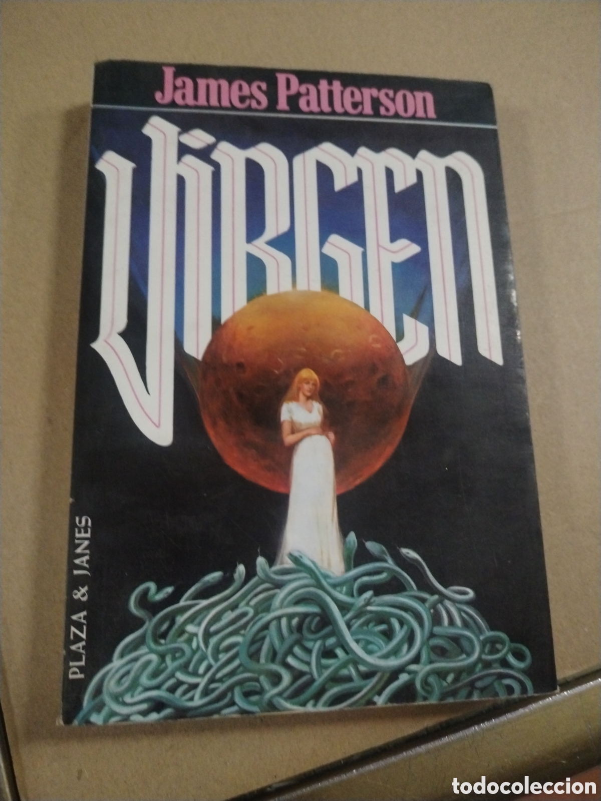 Libros de segunda mano: VIRGEN. JAMES PATTERSON.