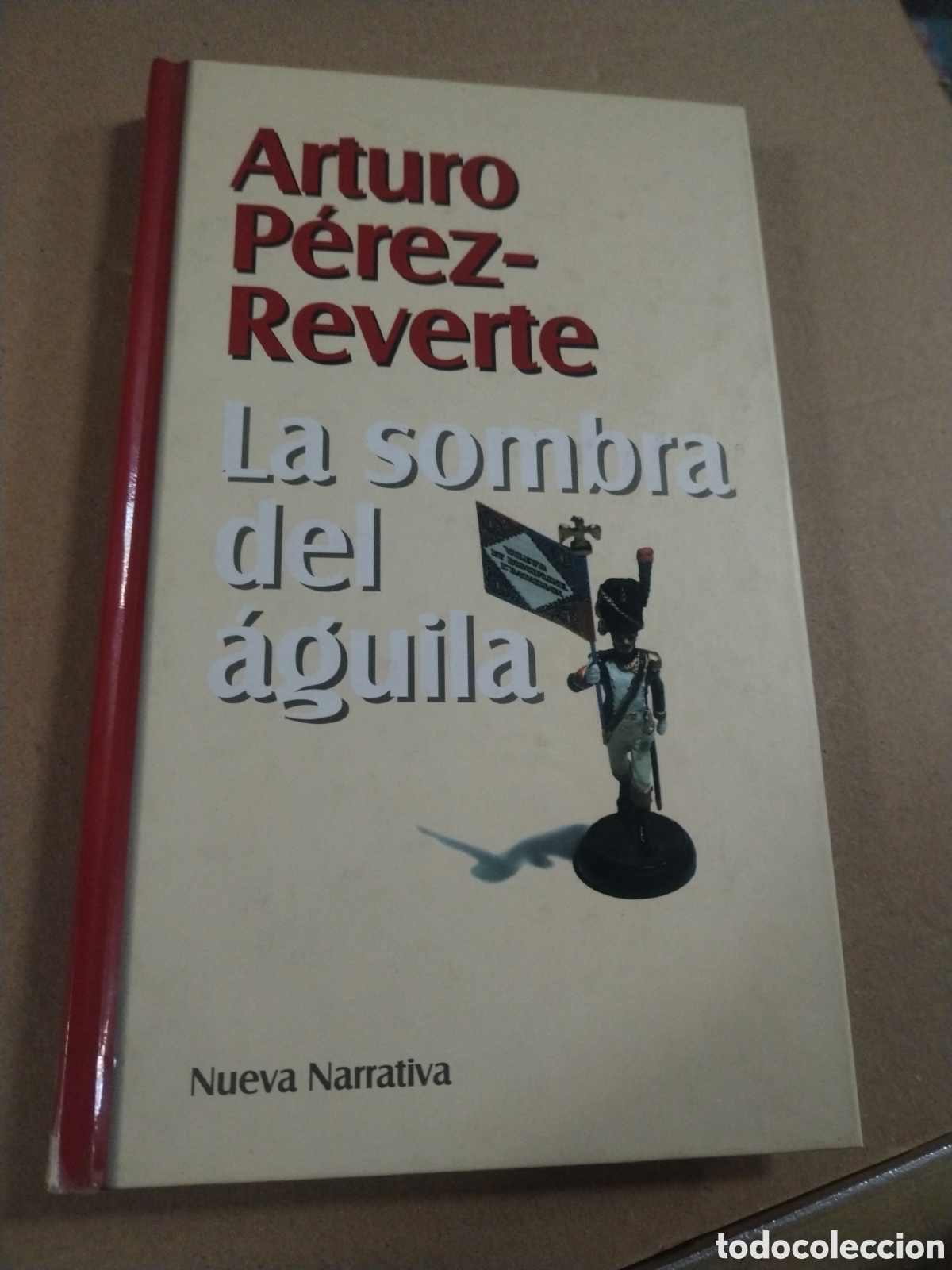 Libros de segunda mano: La sombra del &aacute;guila. Arturo Perez-Reverte.