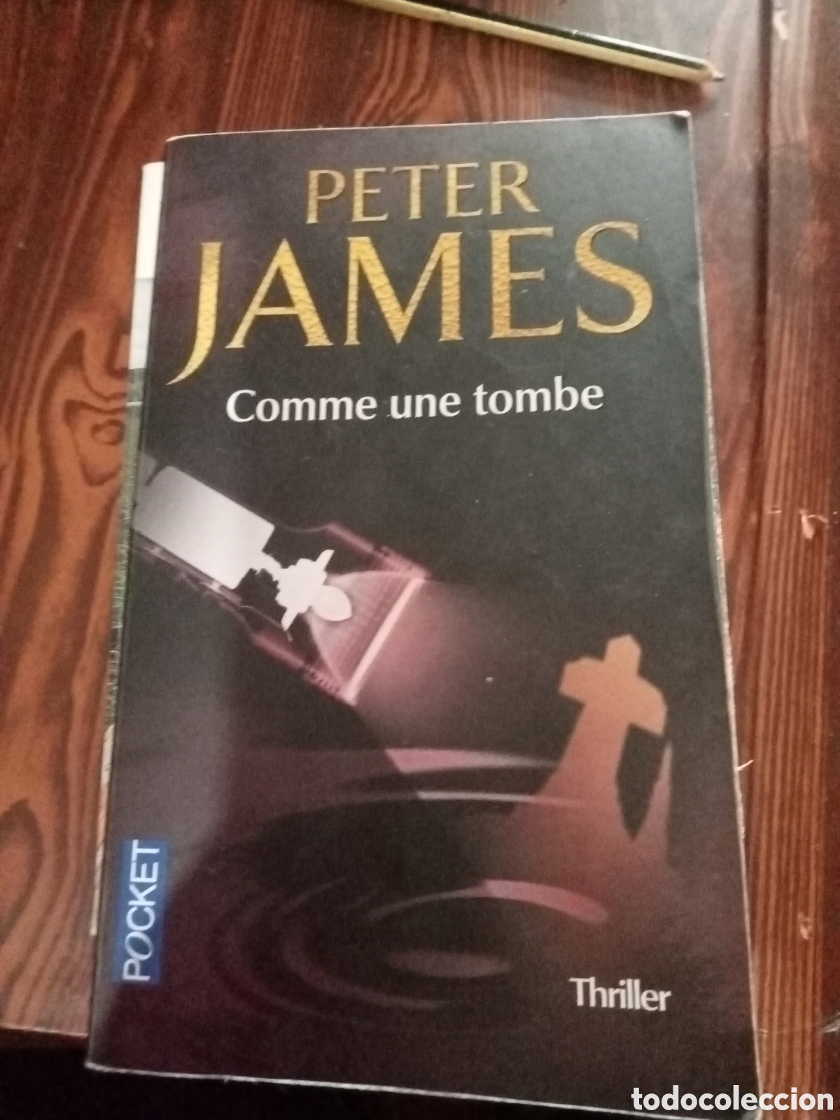 Libros de segunda mano: Comme une tombe frances
