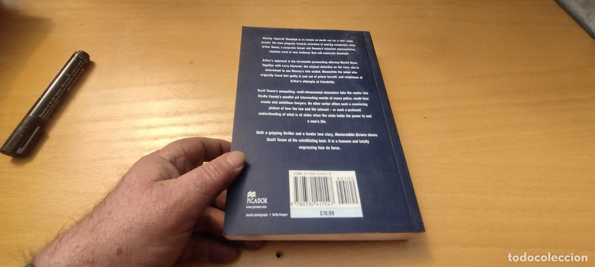 Libros de segunda mano: REVERSIBLE ERRORS / SCOTT TUROW / KARA 02 / PICADOR - Foto 2