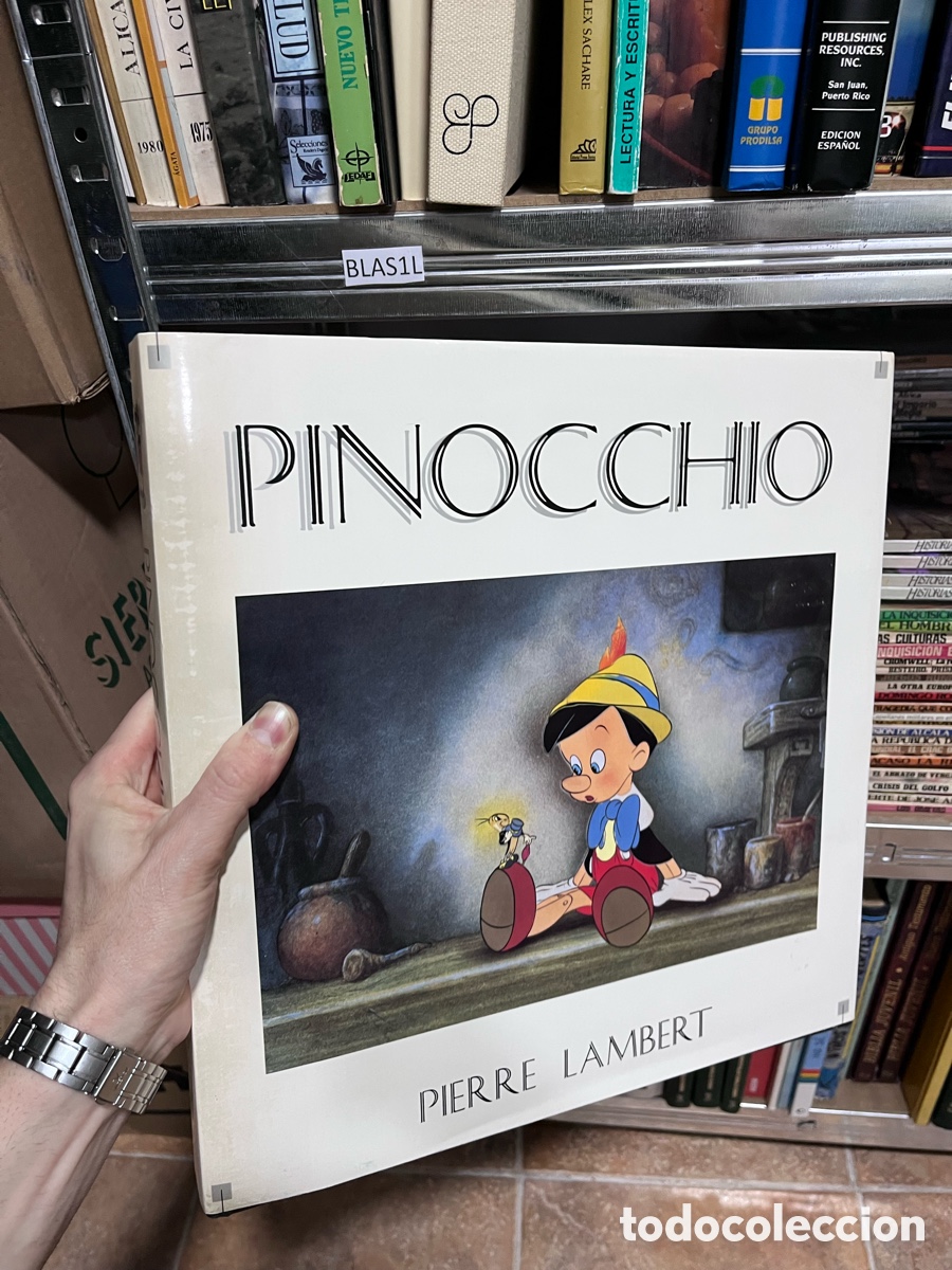 Libros de segunda mano: Blas1L PINOCCHIO. (Oficial) LAMBERT, PIERRE. Editorial: Hyperion Contiene celuloide de pel&iacute;cula