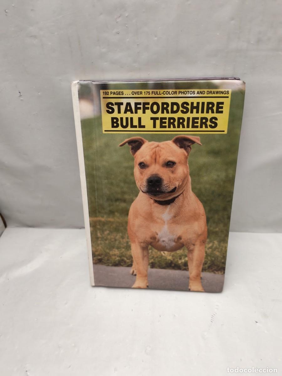 Libros de segunda mano: Staffordshire Bull Terriers (Hardcover, english edition)