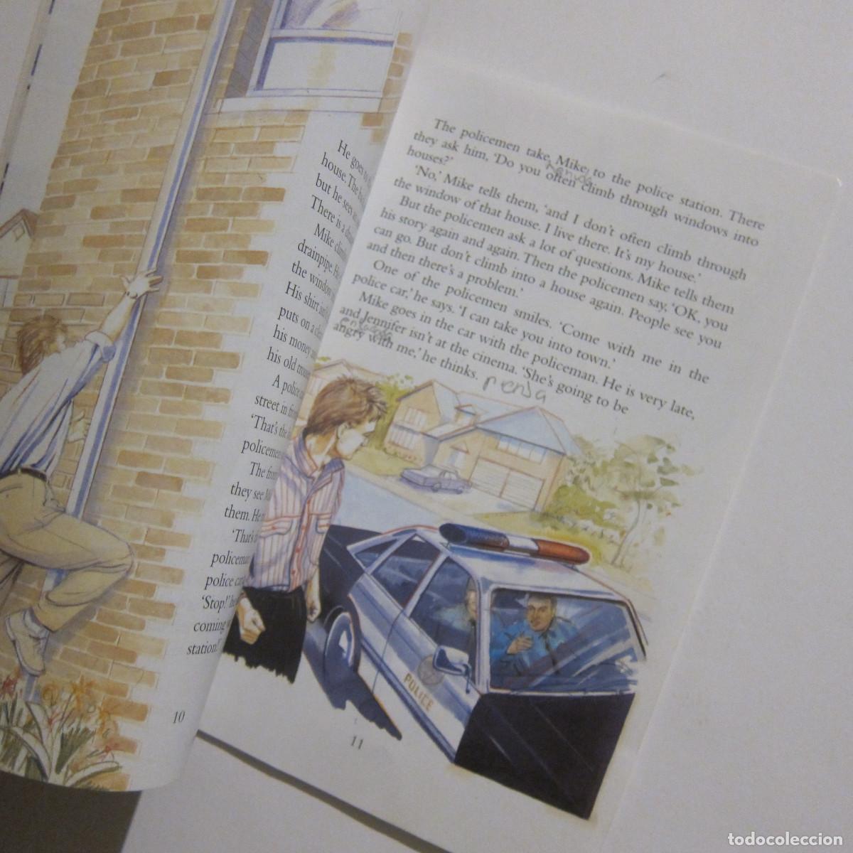 Libros de segunda mano: MIKES LUCKY DAY - LESLIE DUNKILING (PENGUIN) IDIOMAS - Foto 3