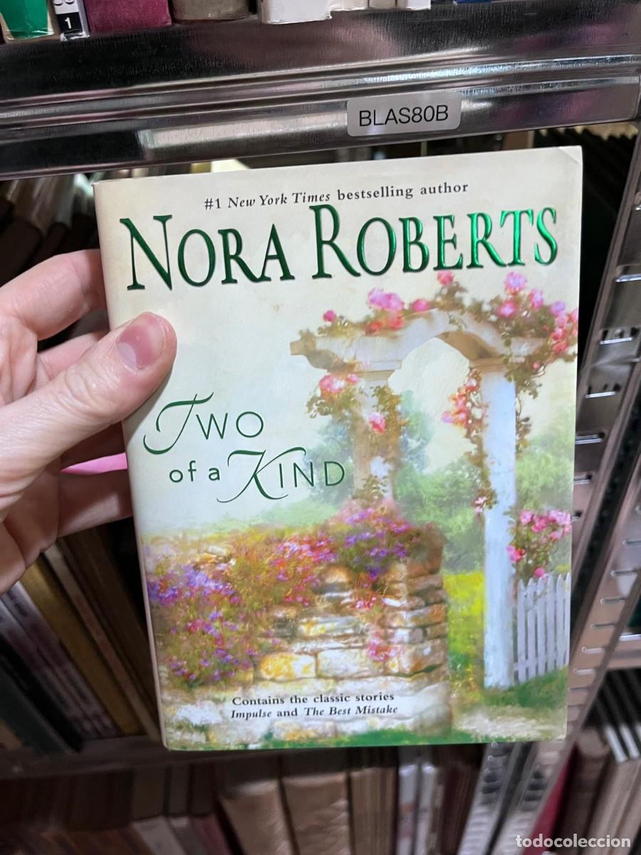 Libros de segunda mano: BLAS80B &ndash; Two of a Kind &mdash; Nora Roberts.