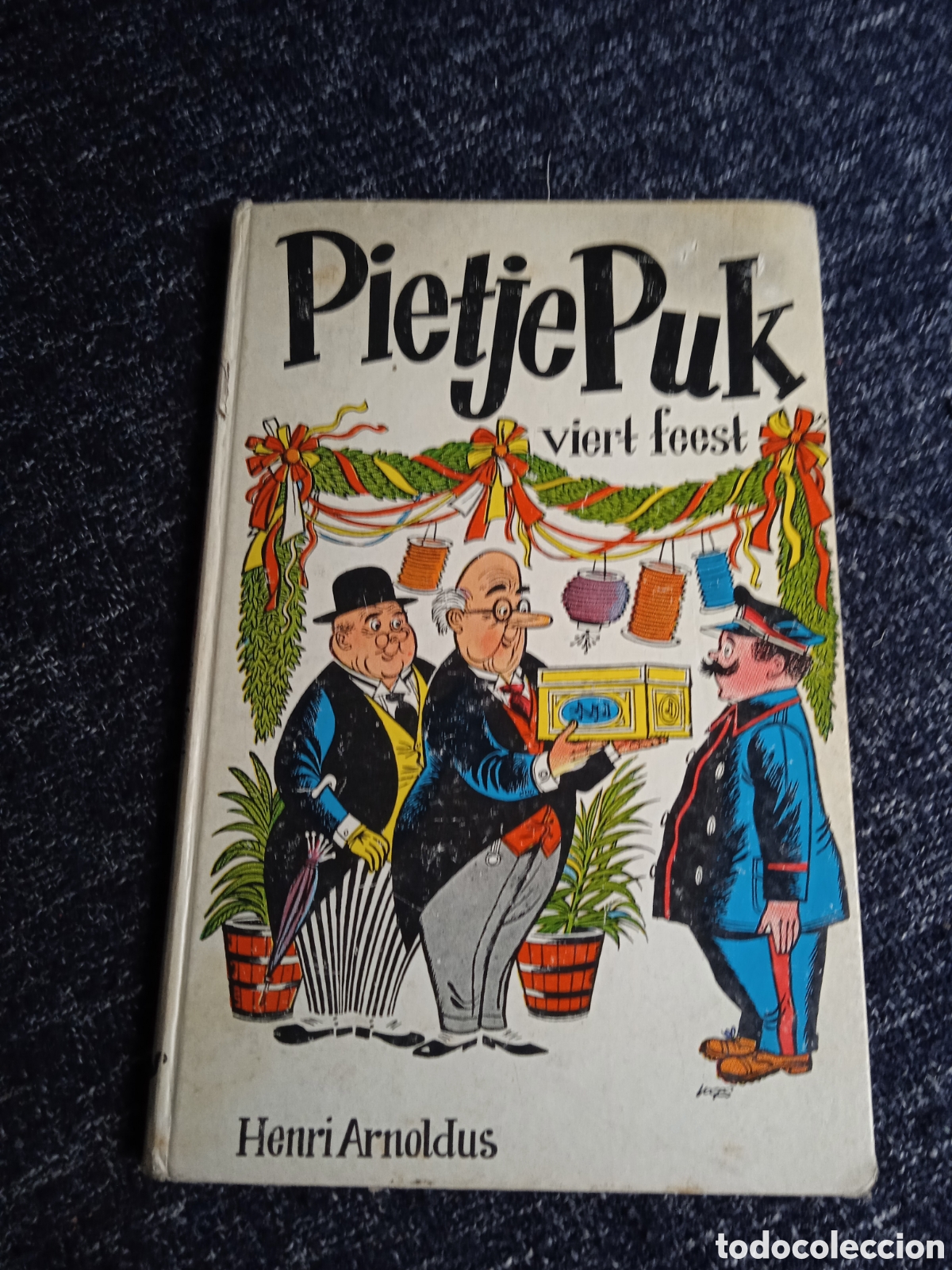 Libros de segunda mano: Pietje Puk viert feest / Henri Arnoldus - -edicion en holandes