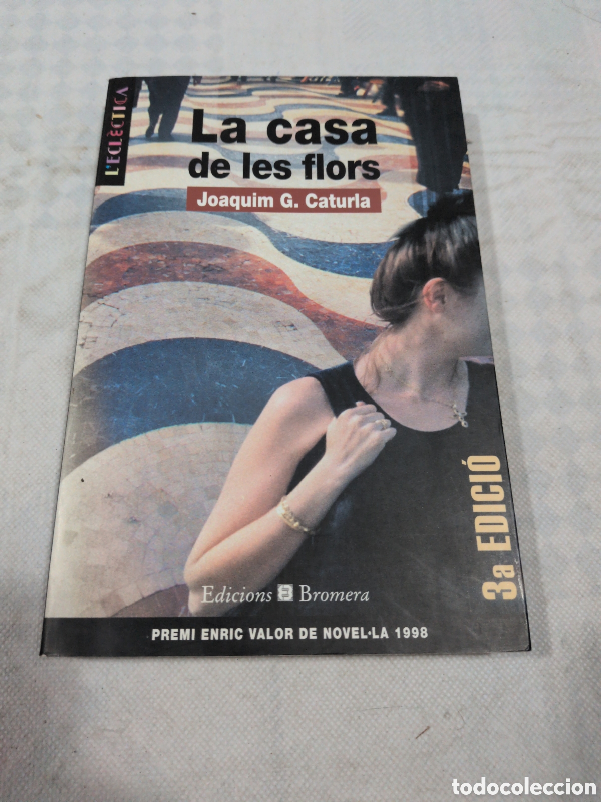 Libros de segunda mano: La casa de les flors - Joaquim G. Caturla. Bromera. Premi 1998 Enric Valor
