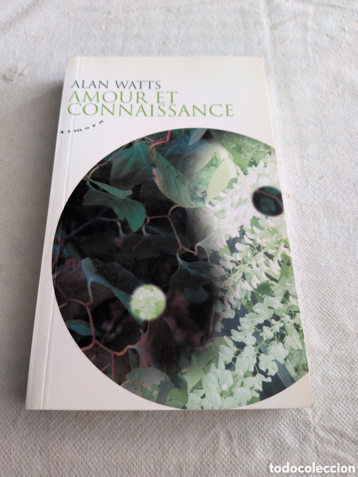 Gebrauchte B&uuml;cher: Amour et Connaissance escrito por Alan Watts.