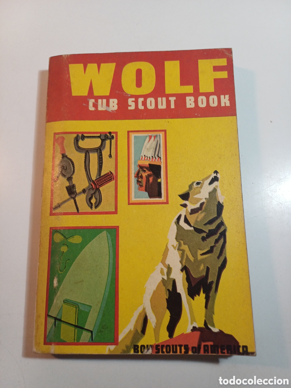 Libros de segunda mano: Wolf cub boy scout Boyscouts of America impreso 1972 INGL&Eacute;S