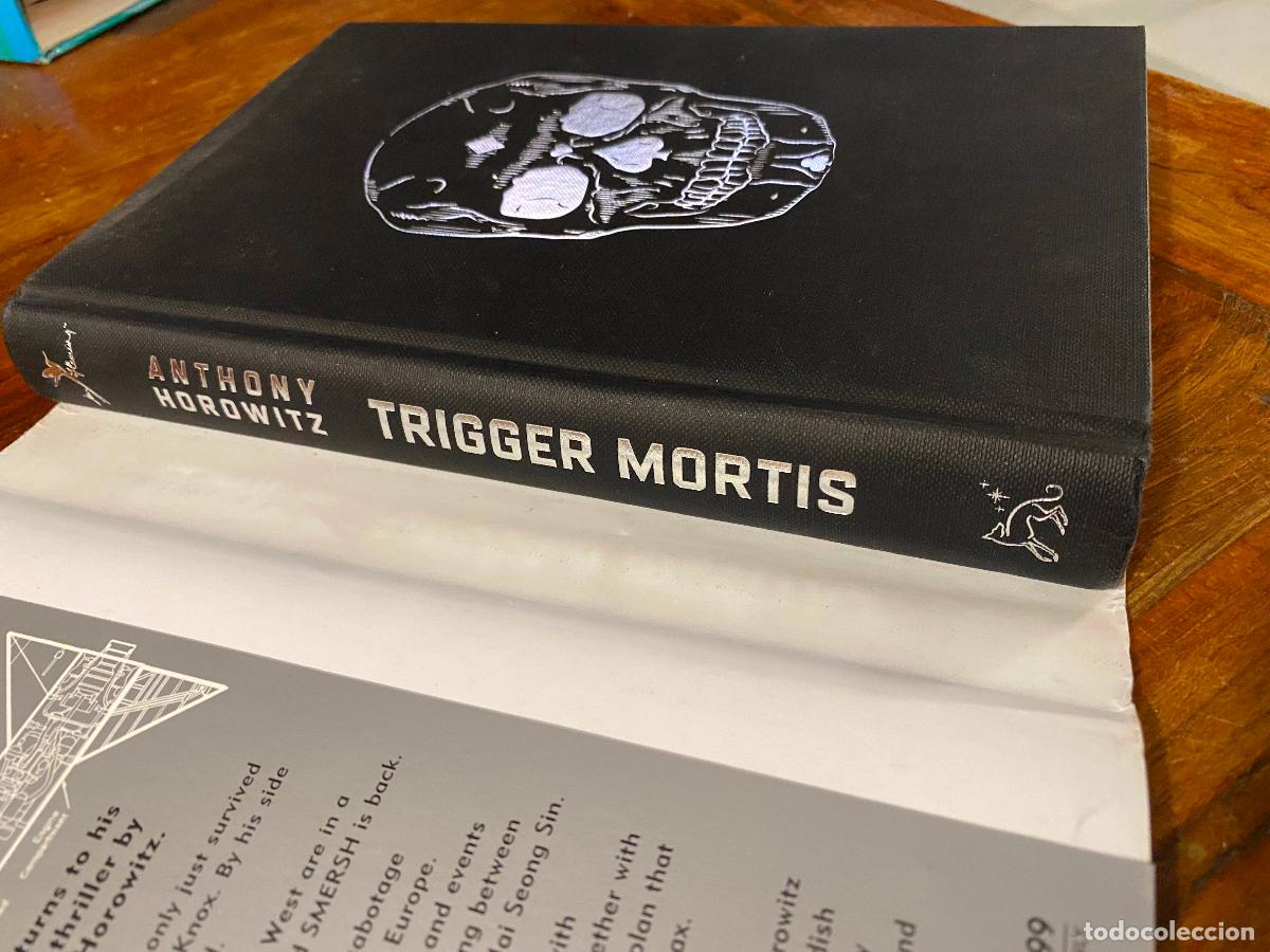 Libros de segunda mano: Trigger Mortis: A James Bond Novel, en ingles - Foto 3