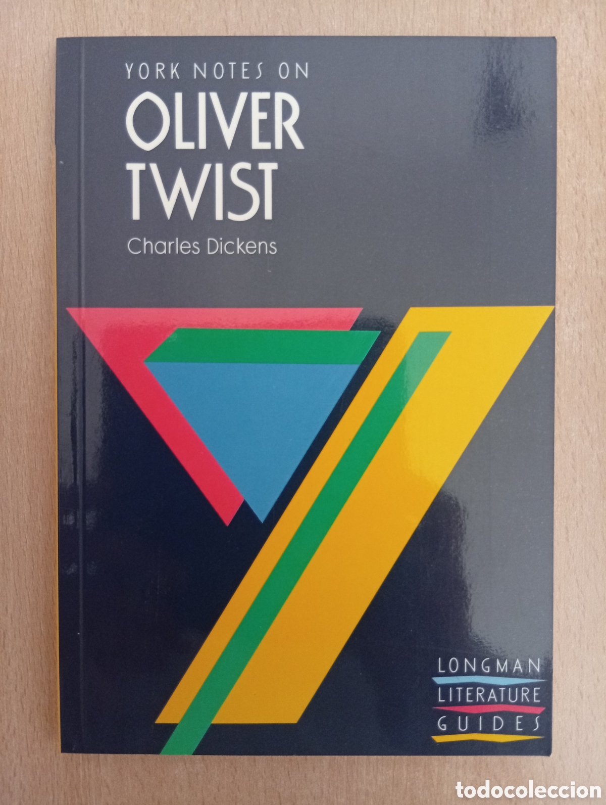 Libros de segunda mano: YORK NOTES ON OLIVER TWIST. Charles Dickens