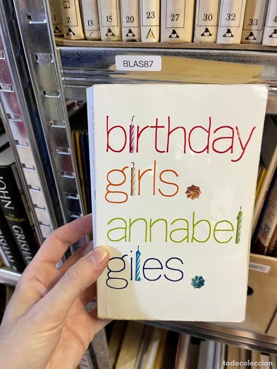 Libri di seconda mano: BLAS87 Annabel Giles, Birthday Girls. Plaza & Jan&eacute;s.