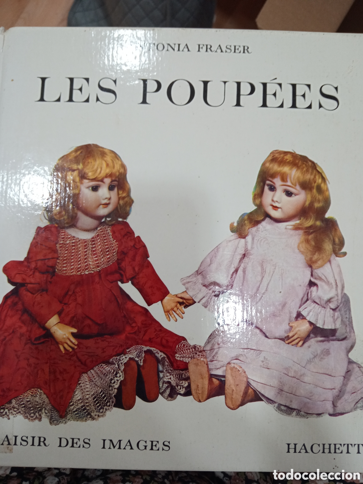 Libros de segunda mano: Libro Les poup&eacute;es. Antonia Fraser-tapa dura