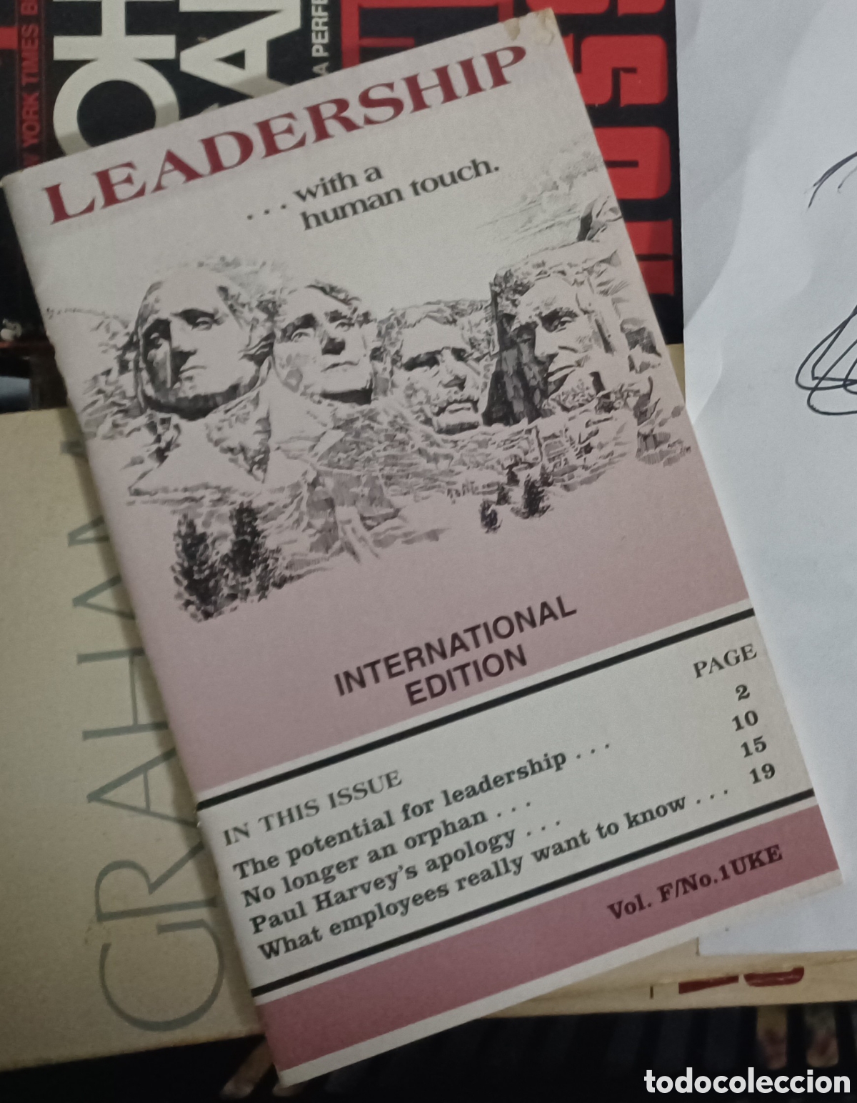 Libros de segunda mano: Lleadership with a human touch magazine. Vol F/No 1 UKE
