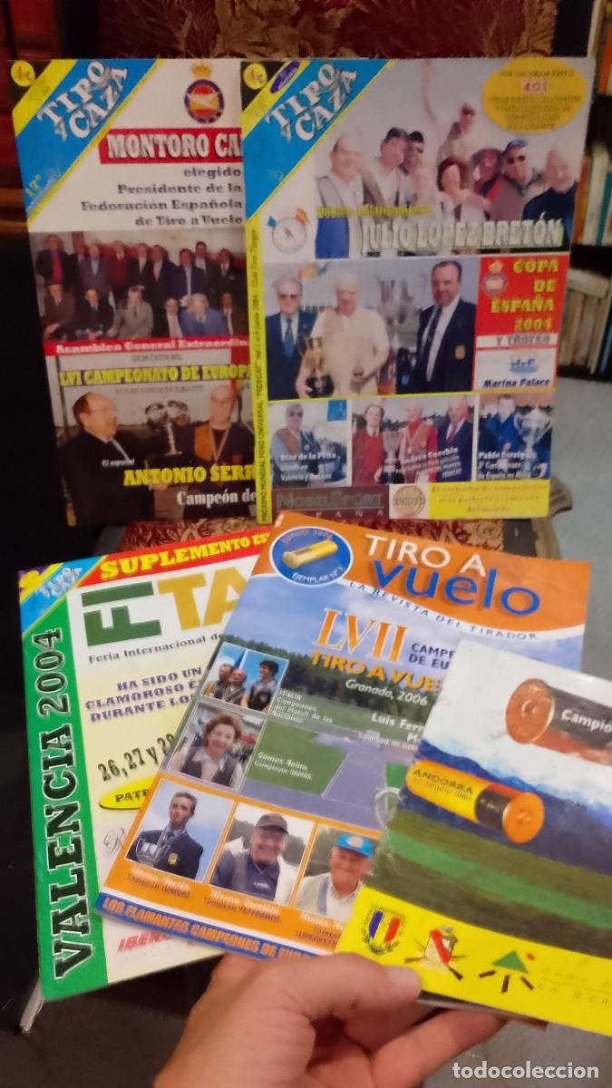 Libros de segunda mano: Revista Tiro y Caza e outras - 5 unidades