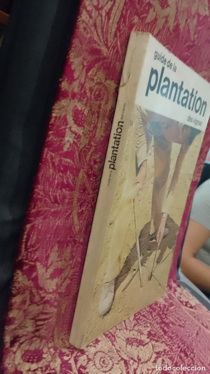 Libros de segunda mano: Guide de la Plantation des Vignes 1971 - Foto 2