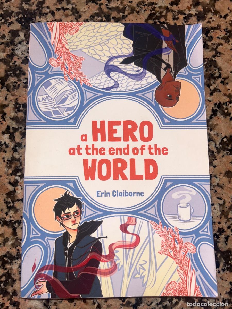 Libros de segunda mano: SUPERHERO NOVEL BOOK