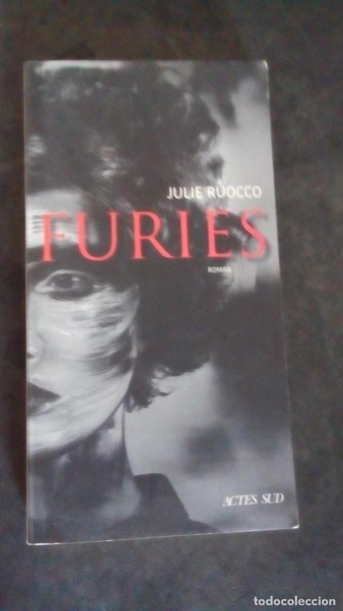 Libros de segunda mano: FURIES-JULIE RUOCCO-EN FRANC&Eacute;S-COMO NUEVO