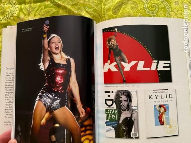 Libros de segunda mano: KYLIE - THE COMPLETE - LIBRO (2008) - Foto 3