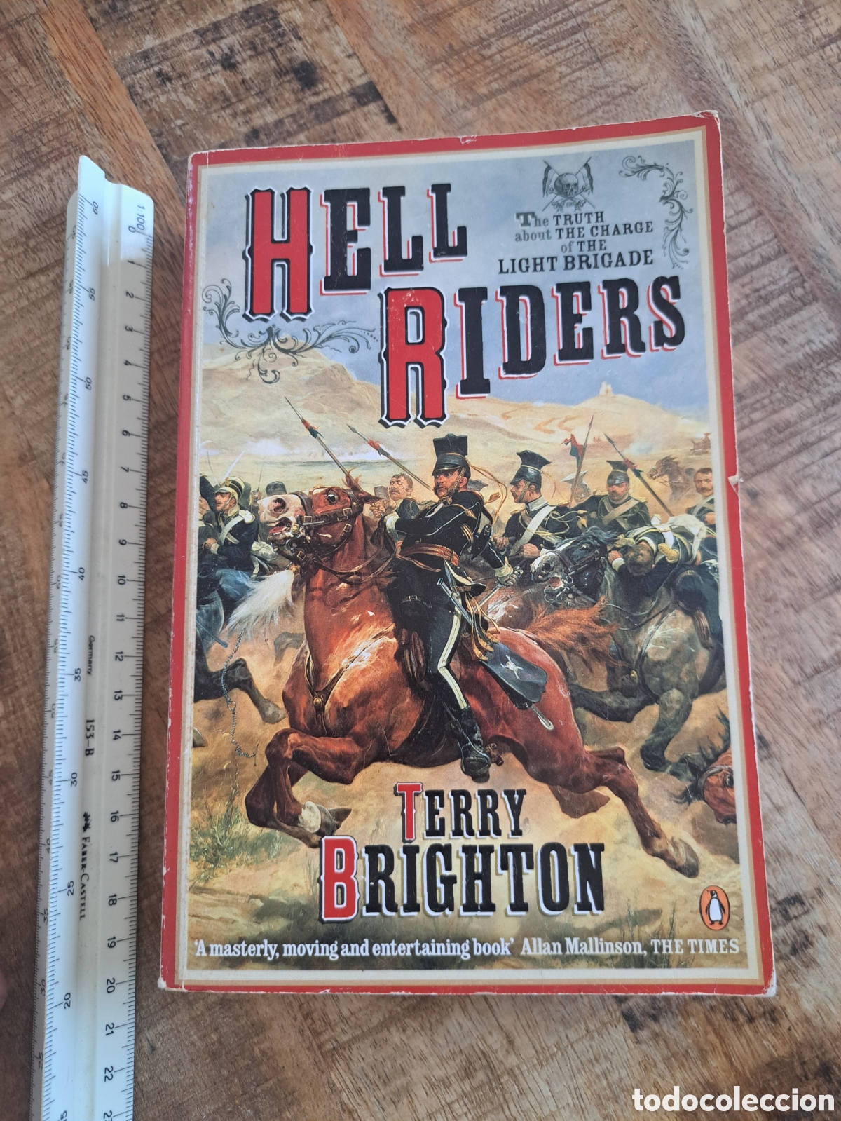 Libros de segunda mano: Jml Hell Riders. Terry Brighton. Viking, Penguin Books 2004. En ingles