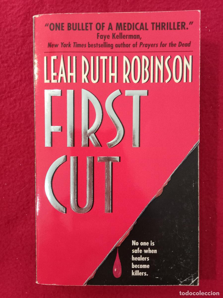 Libros de segunda mano: First Cut - Leah Ruth Robinson - Edit. Avon Books. New York. 1998 (Ingl&eacute;s)