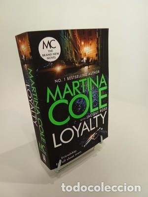 Libros de segunda mano: Martina Cole. Lovalty