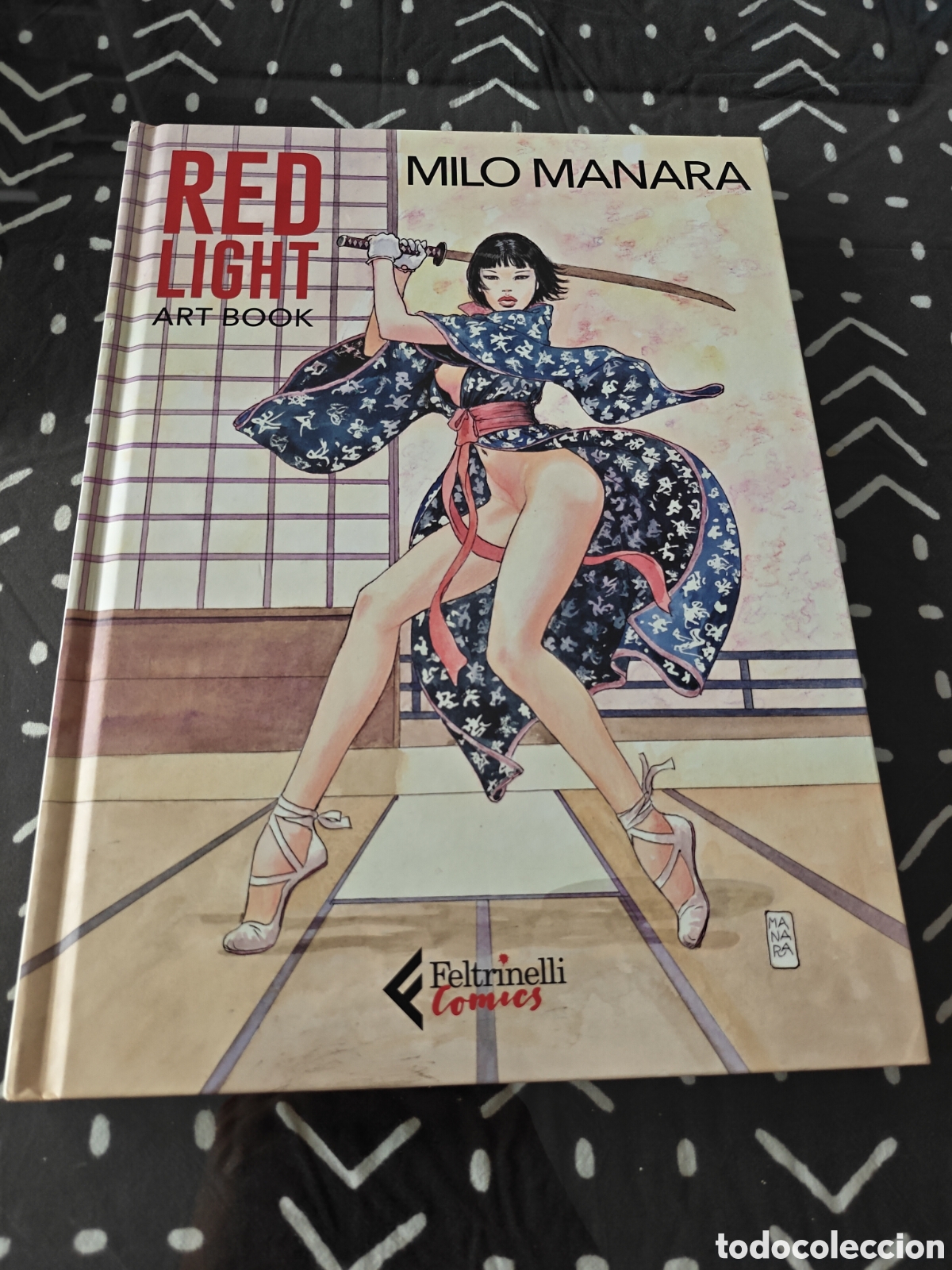 Libros de segunda mano: Milo Manara &ndash; Red Light Artbook | Feltrinelli Comics 2018