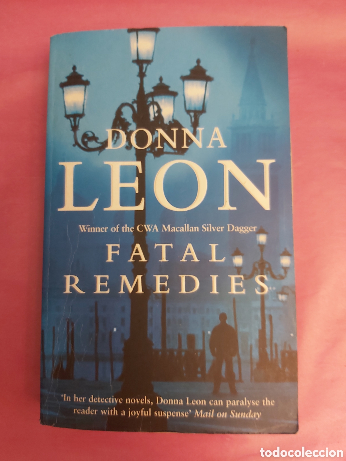 Libros de segunda mano: FATAL REMEDIES DONNA LEON ARROW 2000