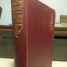 Libros de segunda mano: WITH ROD & GUN ( PUNCH LIBRARY) LIBRO DE HUMOR DE PESCA Y CAZA, EN INGLES. Lote 224435545