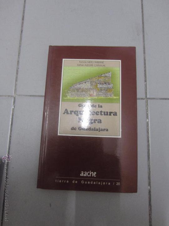 Second hand books: Guia de la arquitectura negra de guadalajarra